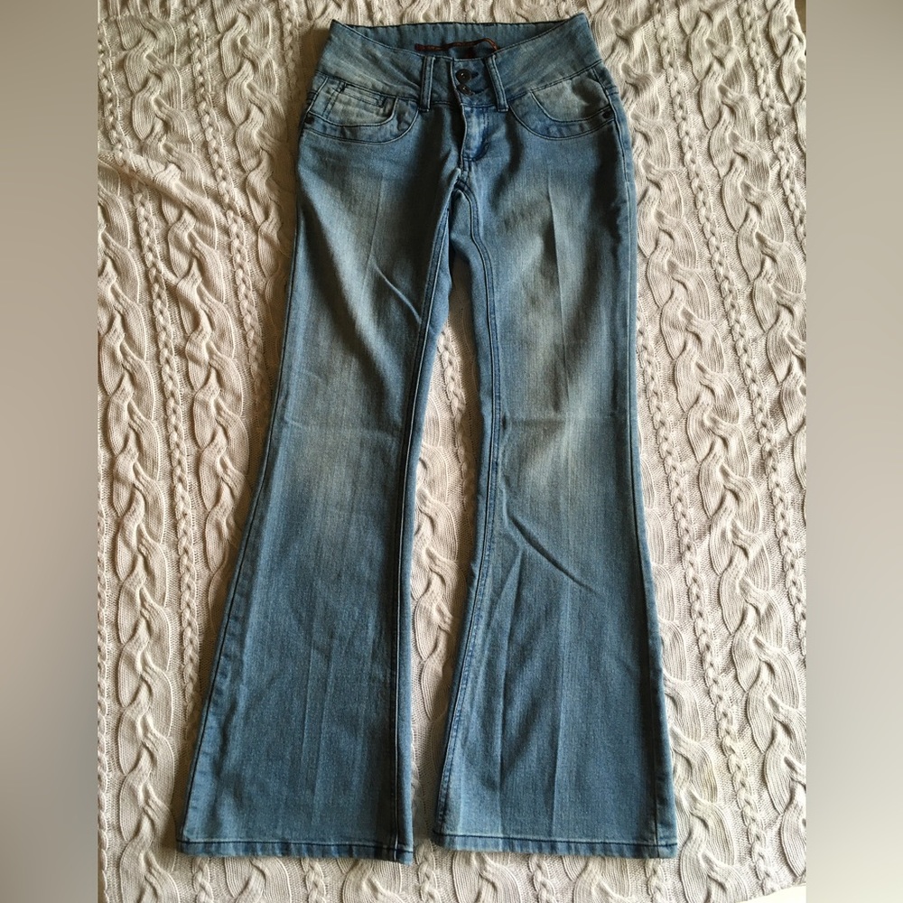 Highway jeans size 3 flare